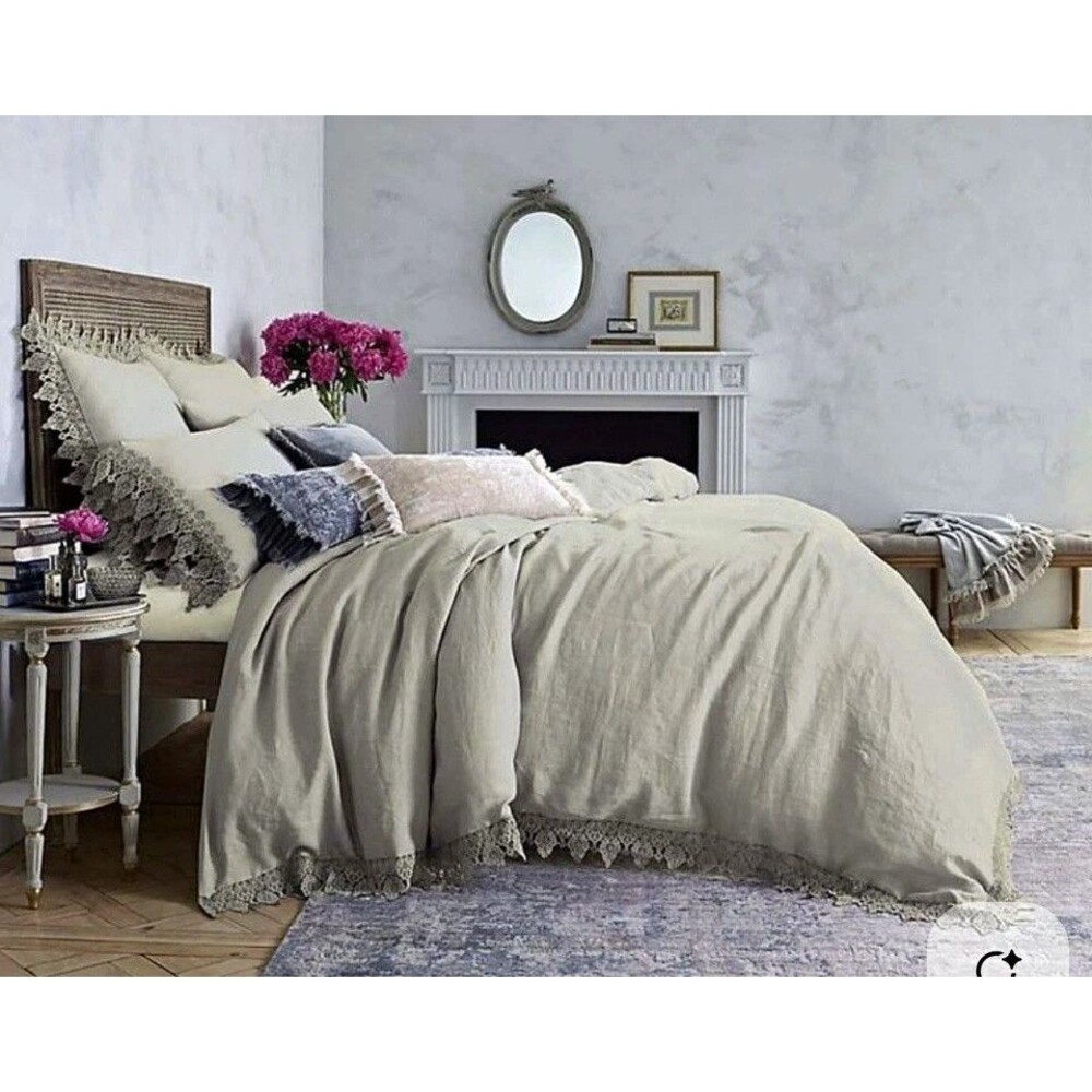 GENUINE Wamsutta Vintage Evelyn Lace Queen Size Duvet Cover in Gray